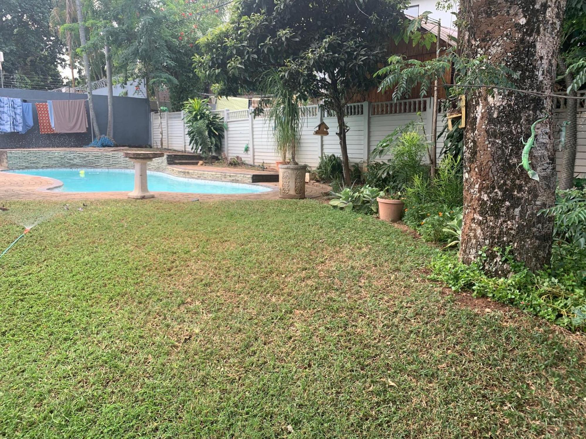 Plum Cottage Mbombela Екстер'єр фото